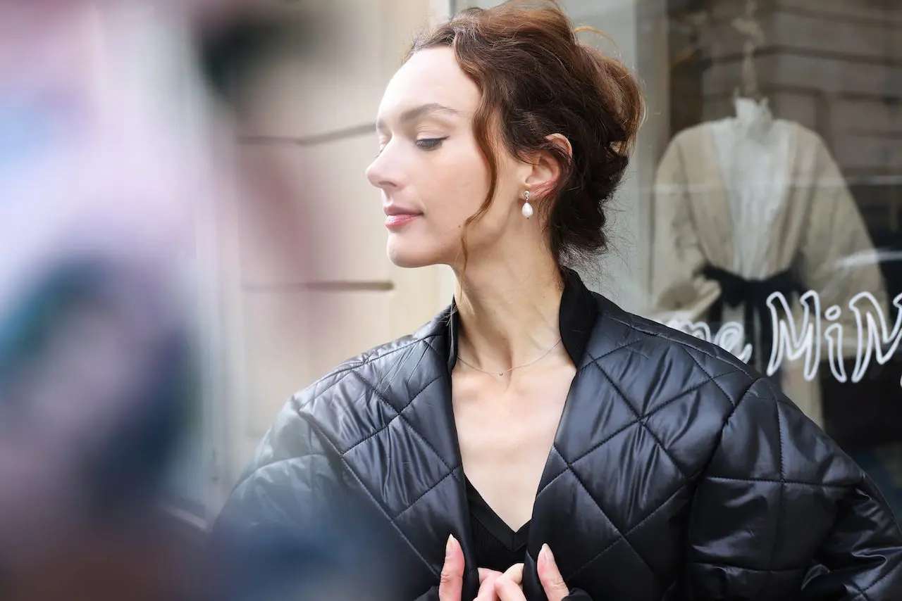 Black coat - Image 3