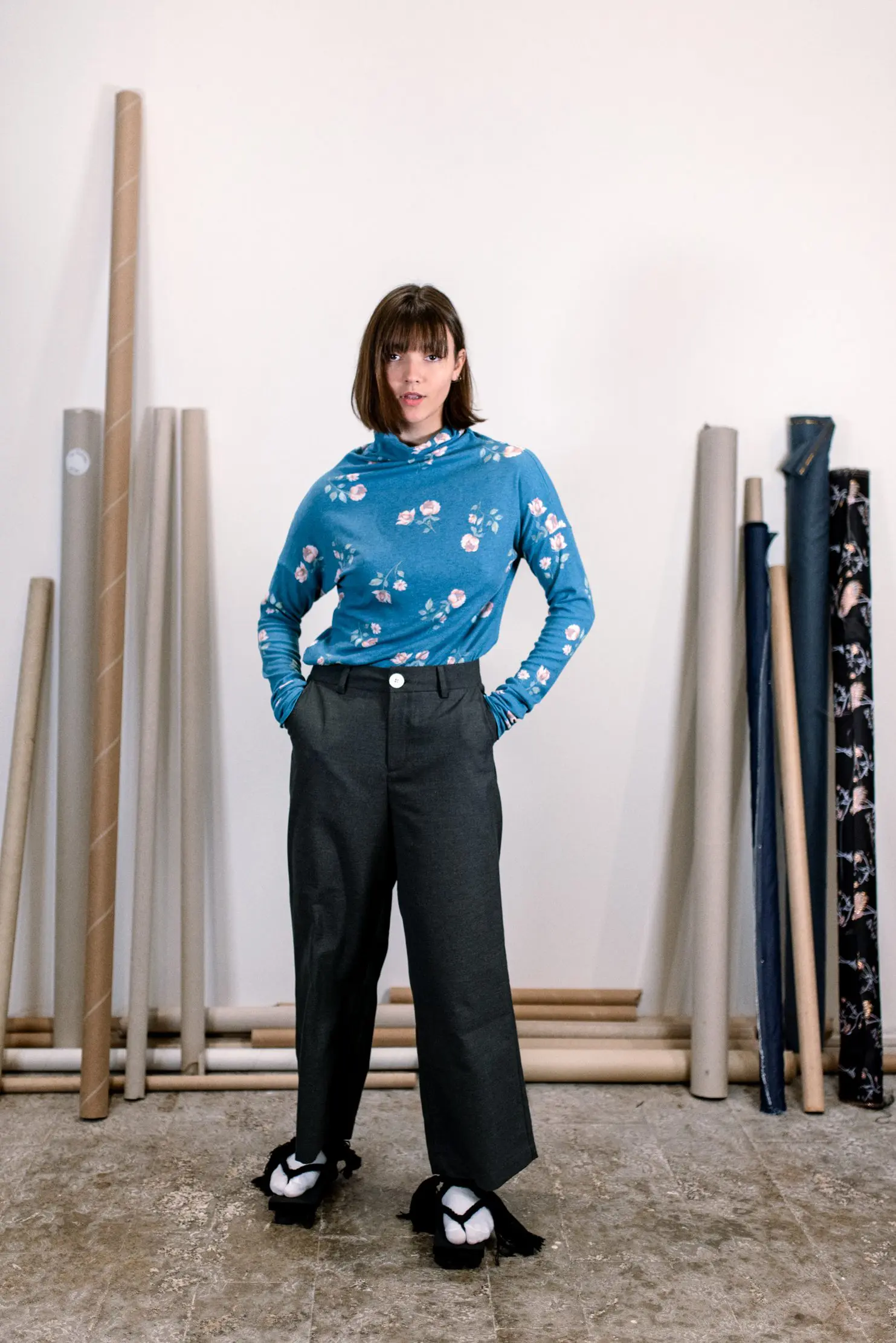 Signature turtleneck with roses - Image 6