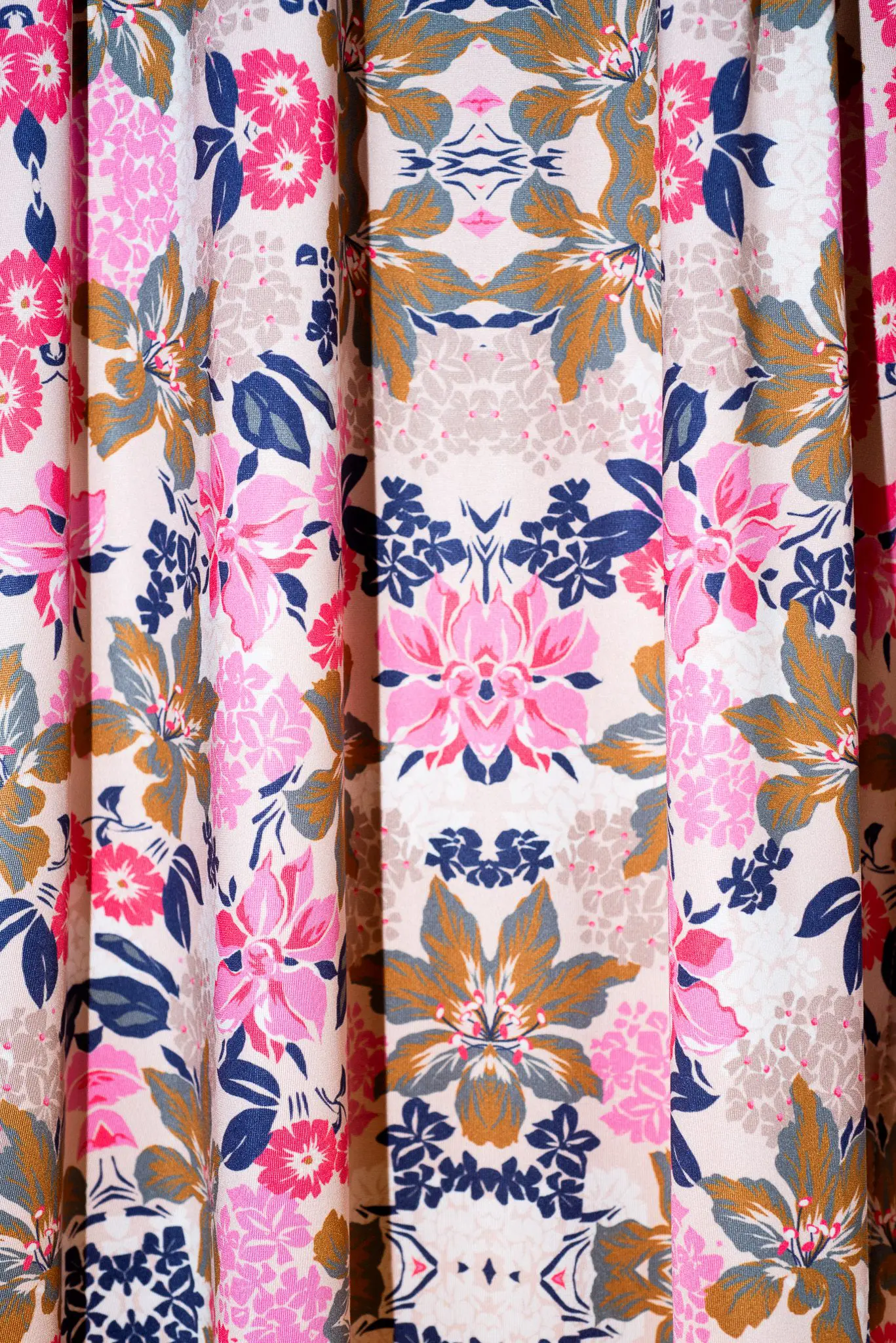 Flower-Power Qipao Dress - Image 5