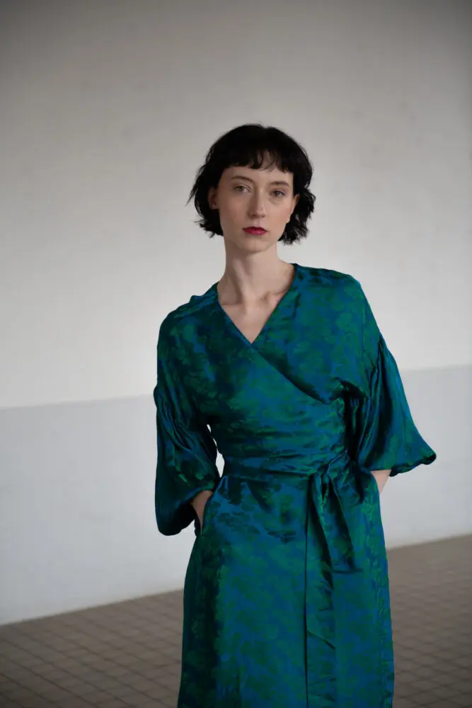 Hedvábné Zavinovací Šaty