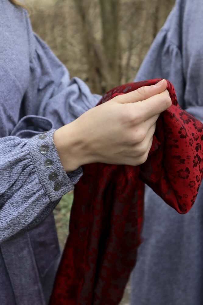 Hedvábný šátek – Red