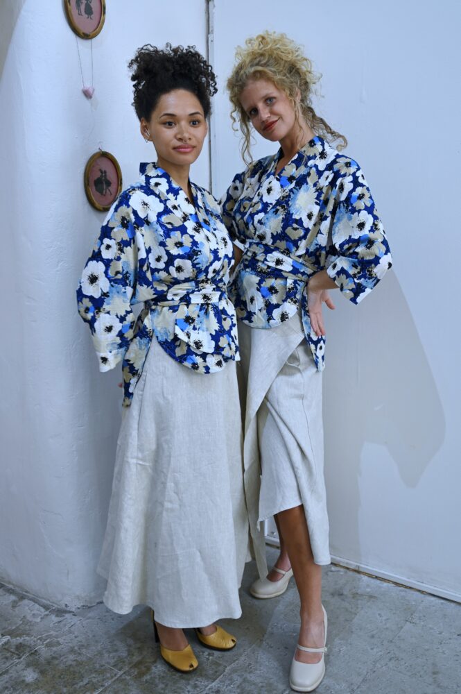 Kimono Blouse – Flowers Field